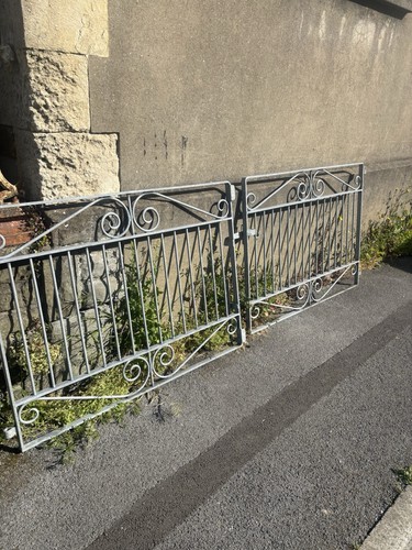 Pair galvanised driveway - galvanised,