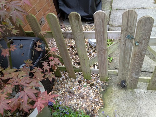 Two small gates - two,