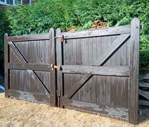 Driveway gates wooden - driveway,